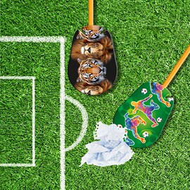 Tischfußball selbst gebastelt Bild