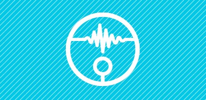Symbol einer Phonokardiogramm-Kurve über einem Stethoskop in Weiß vor einem türkisen Hintergrund.
