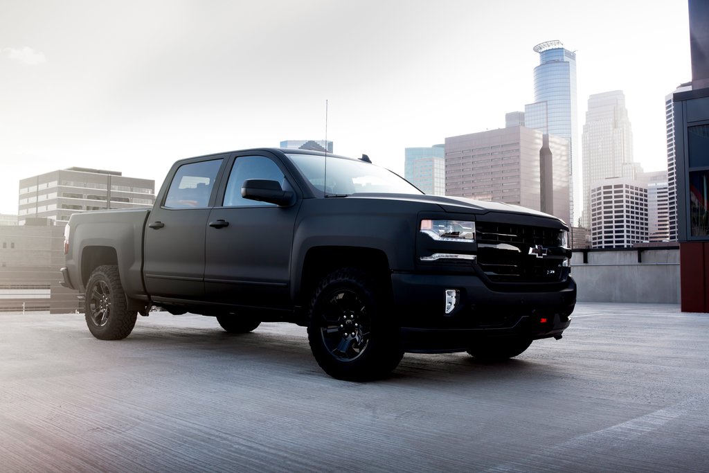 Car Wrapped mit Dead Matte Black Wrap