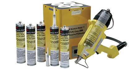 3M Scotch-Weld™ Reaktive PUR-Schmelzklebstoffe für das großflächige Laminieren
